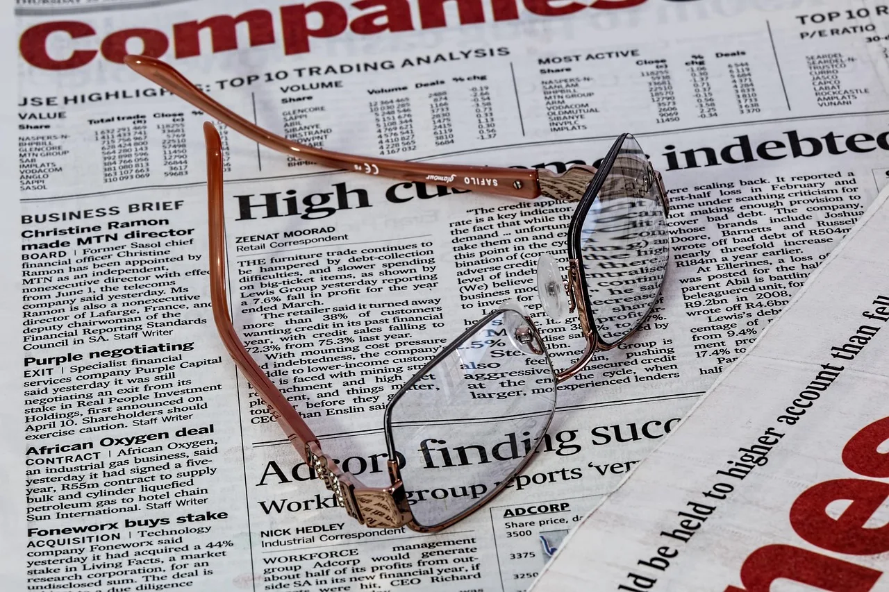 newspaper, spectacles, glasses, eye-care, vision, paper, media, read, print, eyeglasses, reading, news, journal, newspaper, newspaper, newspaper, newspaper, newspaper
